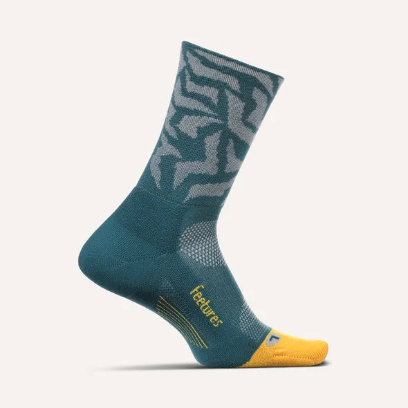 Feetures Elite Light Cushion Mini Crew Socks