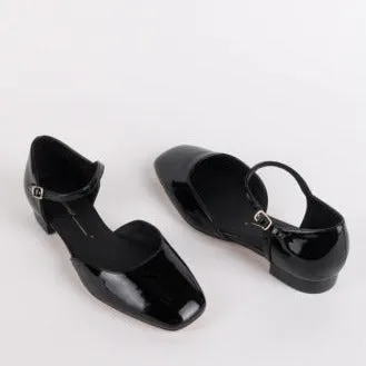 IB ELIZABETH PATENT MJ FLATS IN BLACK