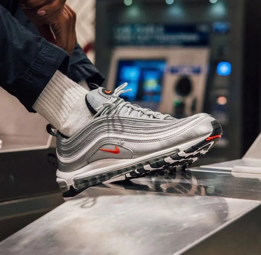 NIKE AIR MAX 97 OG QS SILVER BULLET