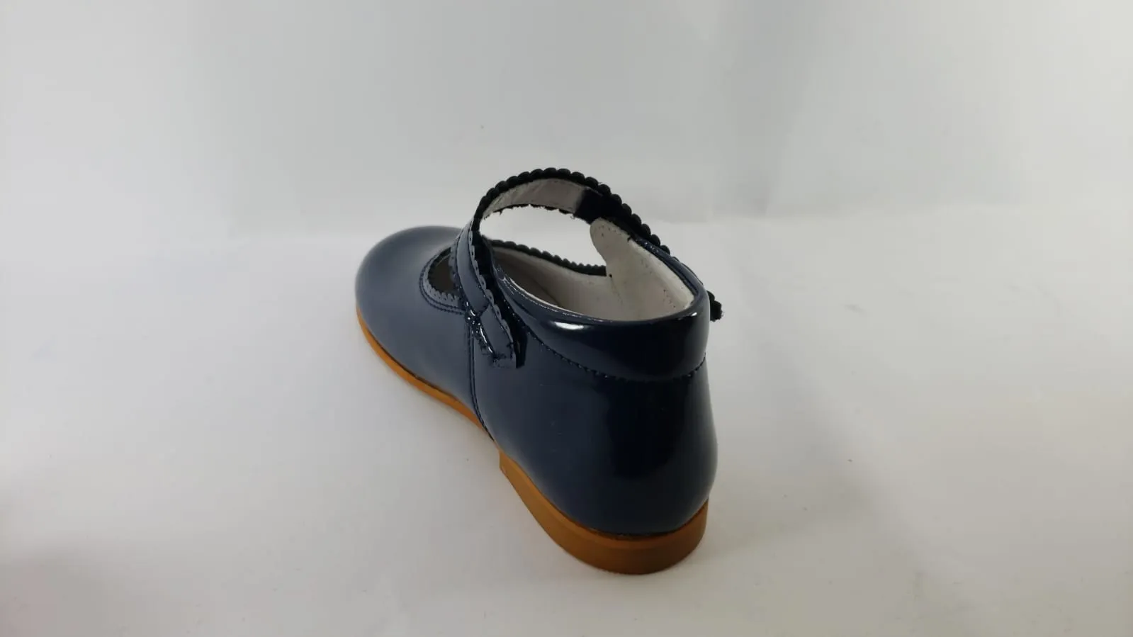 Shawn & Jeffery Girls Navy Patent Design Mary Jane